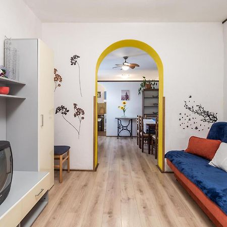 Amazing Apartment In Senj With House Sea View Exterior photo